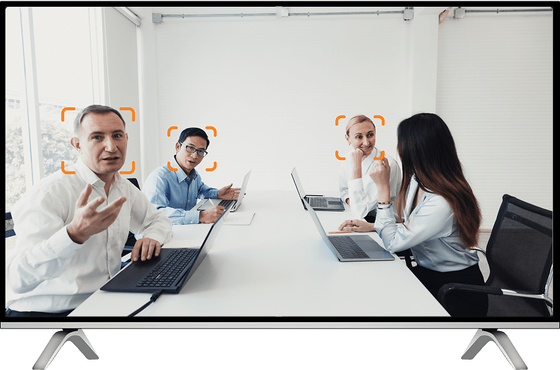 Autofocus on Participants